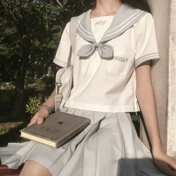 雪花女孩第二季海报